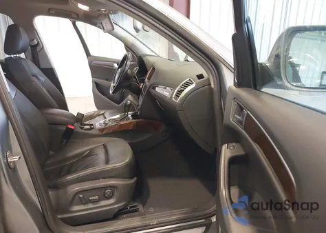 2010 Audi Q5 3.2 Premium from USA, damaged, VIN WA1VKAFP6AA052412